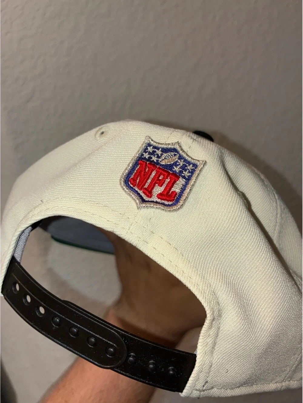 Men's New Era Cream Kansas City Chiefs Super Bowl LVII Champion NWT SnapBack Hat